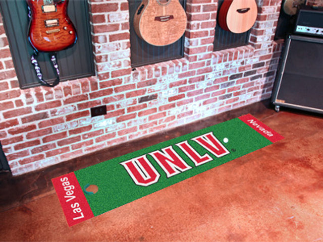 Tapete para putting green de Runnin' Rebels de la UNLV