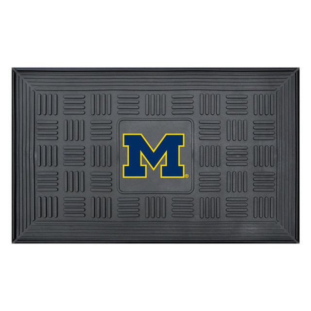 Felpudo de los Michigan Wolverines, medallón de 19 x 30 pulgadas