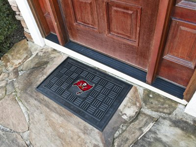 Tampa Bay Buccaneers Door Mat 19x30 Medallion