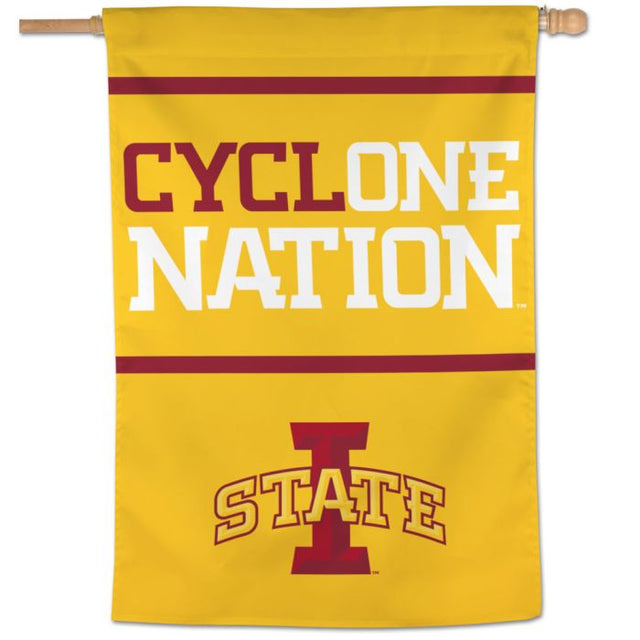 Bandera vertical de Iowa State Cyclones con el lema CYCLONE NATION de 28" x 40"