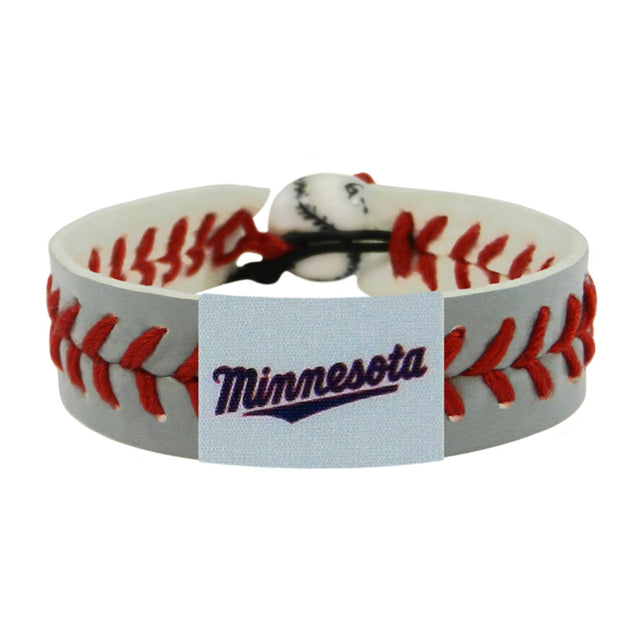 Pulsera de los Minnesota Twins con el logotipo de Minnesota en color gris y texto en inglés