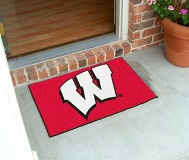 Wisconsin Badgers Rug - Starter Style, 'W' Design