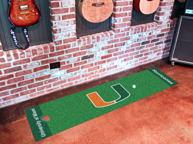 Alfombra verde para putting de los Miami Hurricanes