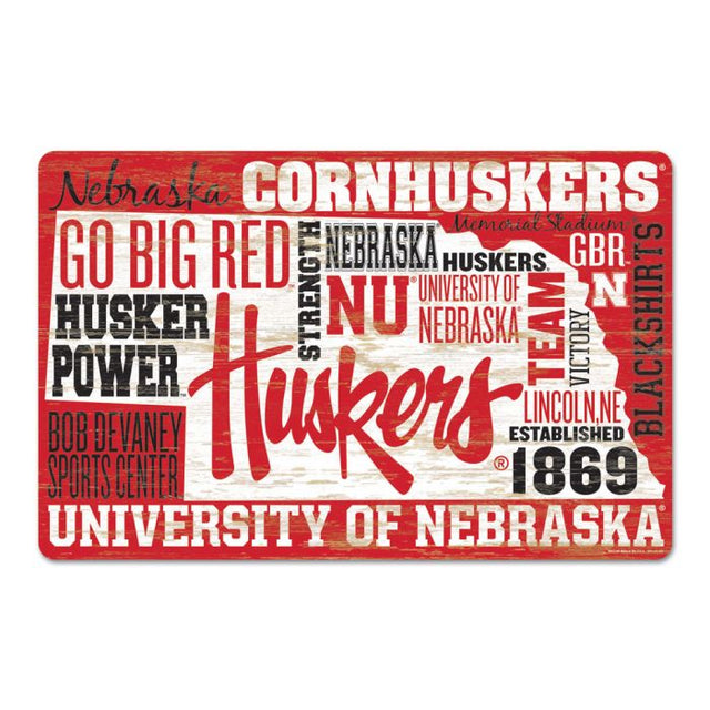 Letrero de madera con el texto "WORDAGE" de los Nebraska Cornhuskers, 11" x 17", 1/4" de grosor