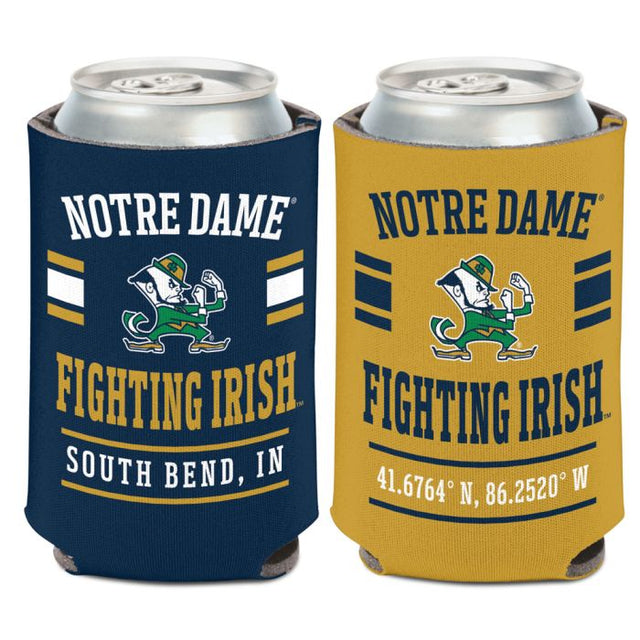 Enfriador de lata con coordenadas de Notre Dame Fighting Irish de 12 oz.