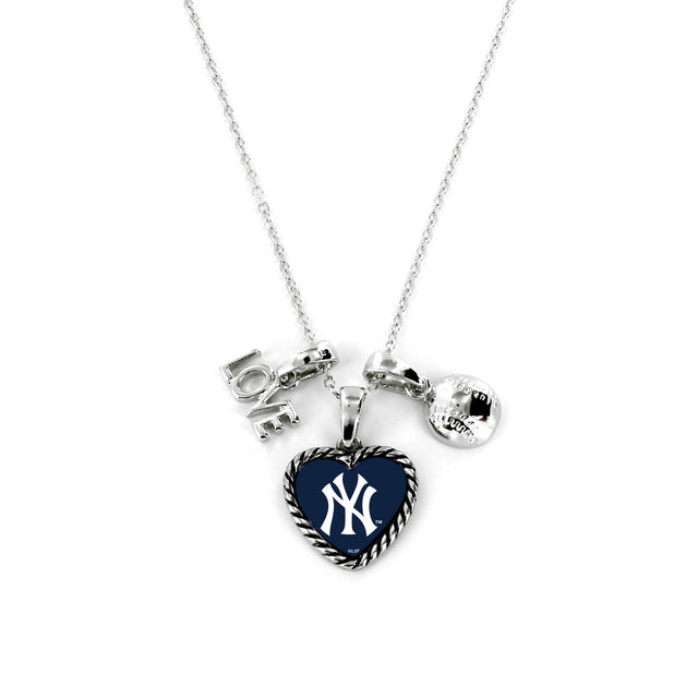 Collar con dije de los Yankees de Nueva York con el mensaje "Amo el béisbol"