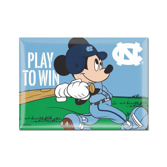 Imán de metal de 2,5" x 3,5" de la selección de béisbol de Carolina del Norte de Disney Tar Heels/Disney