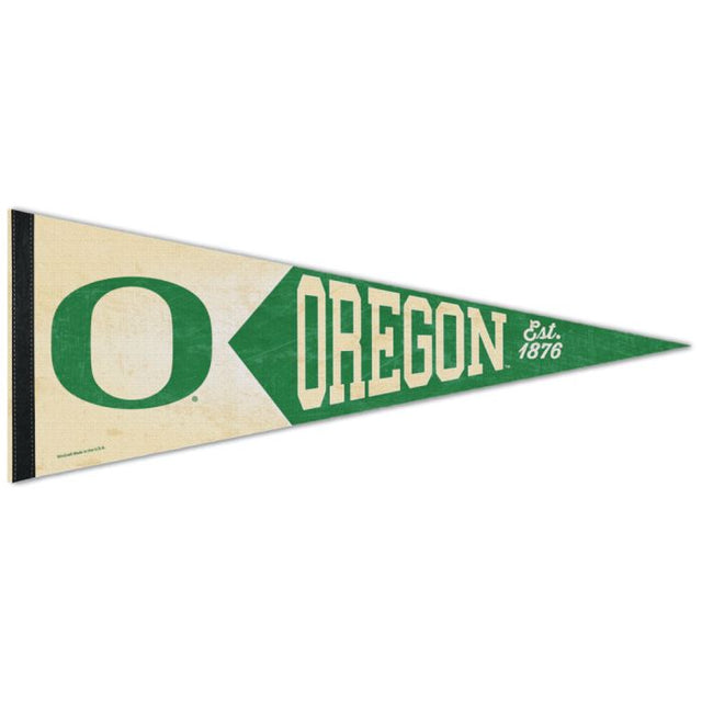 Oregon Ducks / Vintage Collegiate Premium Pennant 12" x 30"