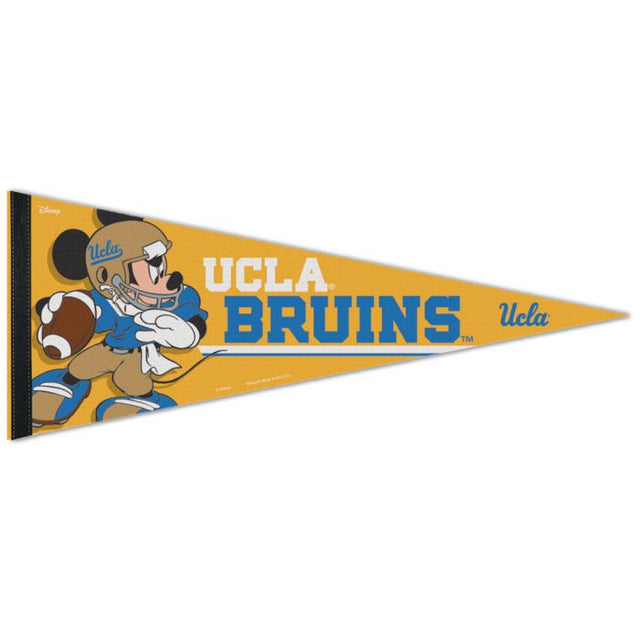 Banderín premium de Mickey Mouse de Disney y los Bruins de UCLA de 12" x 30"