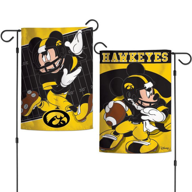 Banderas de jardín de Iowa Hawkeyes / Disney MICKEY MOUSE FOOTBALL de 2 lados 12,5" x 18"