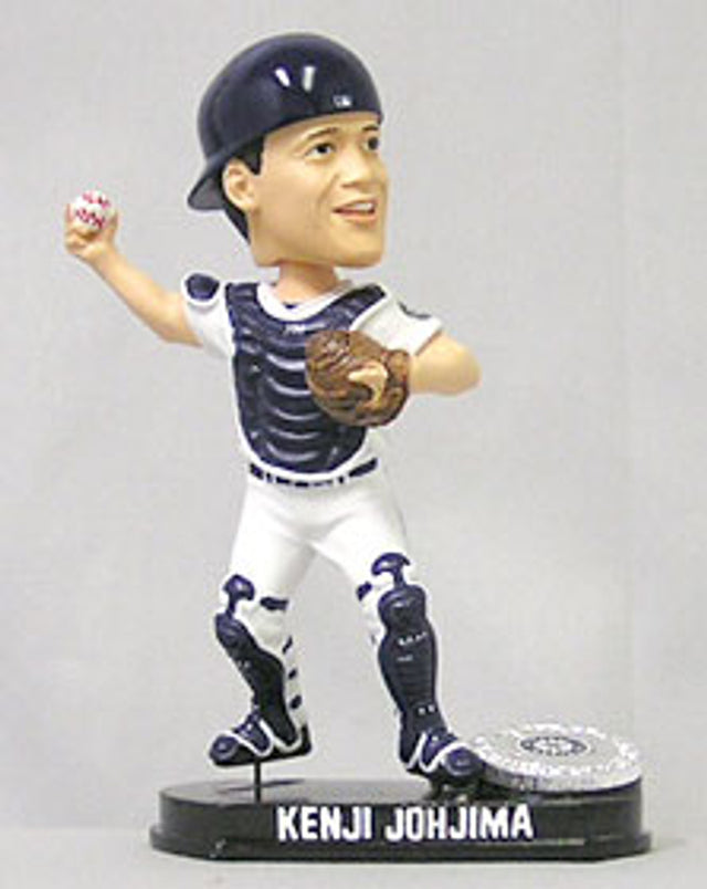 Seattle Mariners Kenji Jojhima Forever Collectibles Blatinum Bobblehead CO