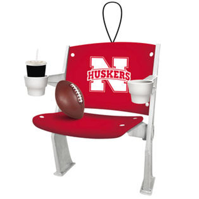 Diseño de silla para estadio con adornos de los Nebraska Cornhuskers CO