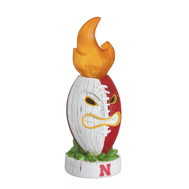 Estatua iluminada del equipo de fútbol de los Nebraska Cornhuskers