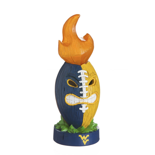 Estatua iluminada del equipo de fútbol de los West Virginia Mountaineers