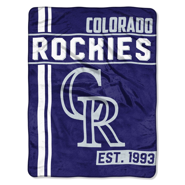 Manta de los Colorado Rockies de 46 x 60 pulgadas, diseño Micro Raschel Walk Off, enrollada