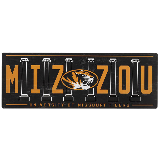 密苏里大学 Mizzou 木质墙面装饰