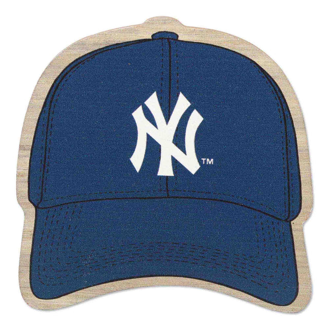 Imán de madera con forma de gorra de béisbol de los Yankees de Nueva York