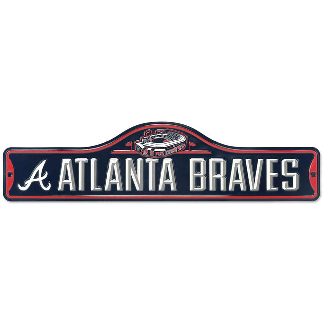 Letrero de metal para calle de los Atlanta Braves en Truist Park