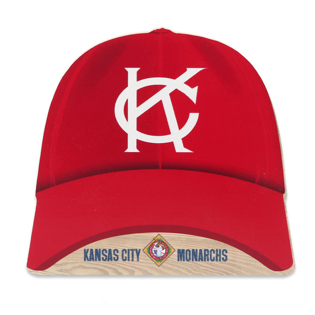 Decoración de mesa de madera con gorra roja de los KC Monarchs del Museo de Béisbol de la Liga Negra