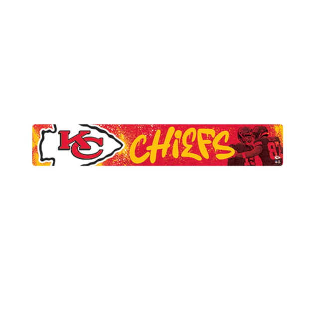 Letrero de metal con grafiti urbano de los Kansas City Chiefs de la NFL