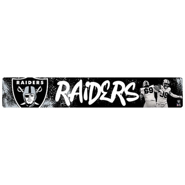 Letrero de metal con grafiti urbano de los Raiders de Las Vegas de la NFL