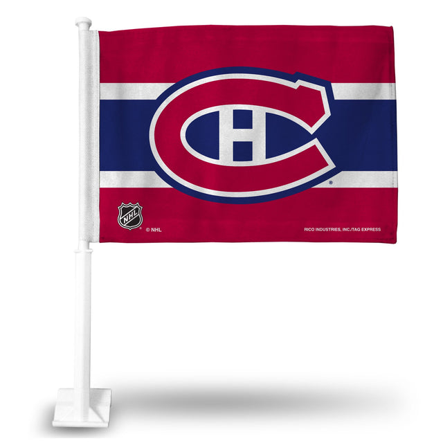 Coche con la bandera de los Montreal Canadiens