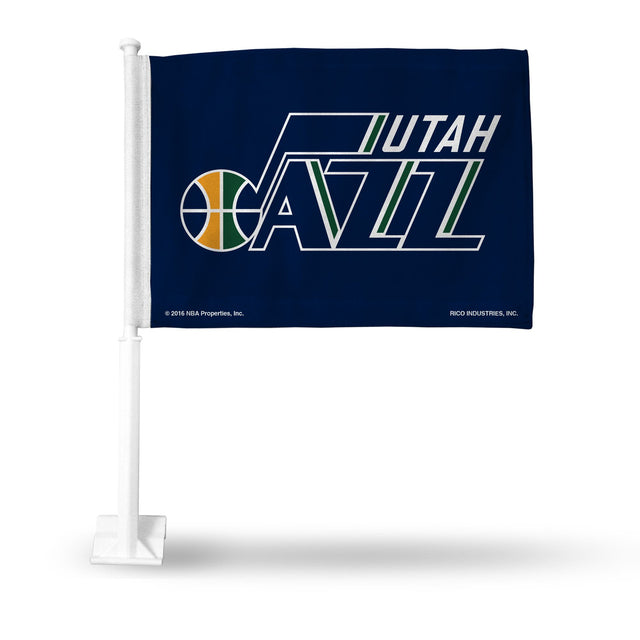 Coche con la bandera de Utah Jazz