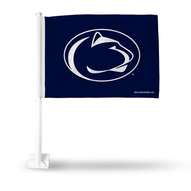 Coche con bandera de los Penn State Nittany Lions