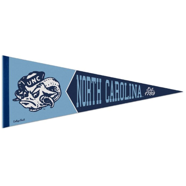 Banderín premium de los Tar Heels de Carolina del Norte/College Vault de 12" x 30"