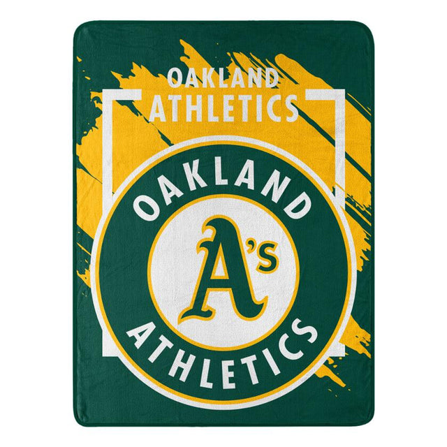 Manta de los Oakland Athletics de 46 x 60, diseño dimensional Micro Raschel, enrollada