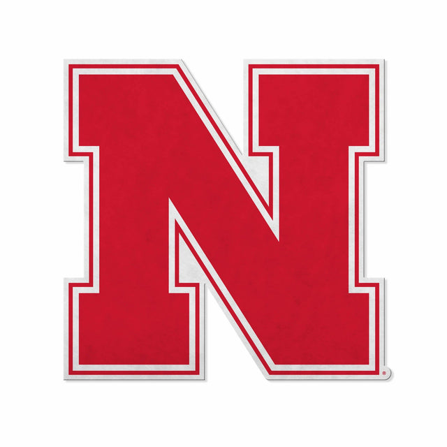 Diseño de logotipo recortado con forma de banderín de los Nebraska Cornhuskers