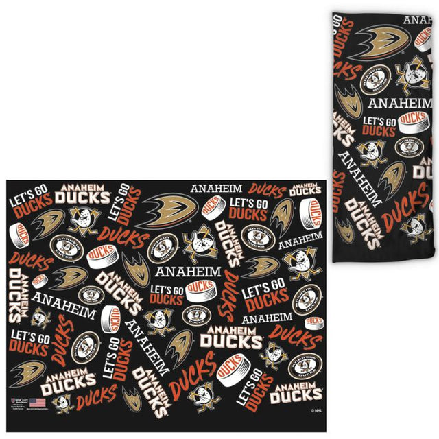 Envolturas para fanáticos con estampados dispersos de los Anaheim Ducks