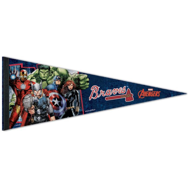 Banderín premium de los Atlanta Braves/Marvel (C) MARVEL 2021 de 12" x 30"