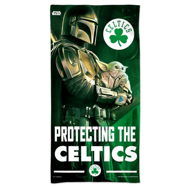 Toalla de playa Spectra de Boston Celtics / Star Wars Mandalorian de 30" x 60"