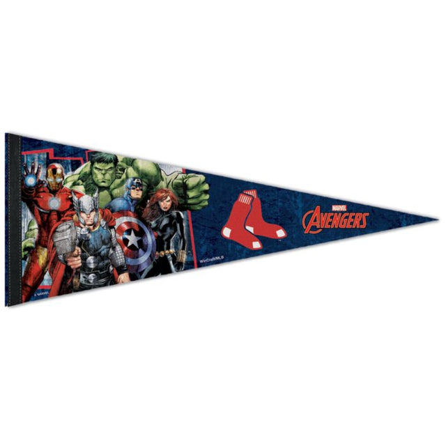 Banderín premium de los Boston Red Sox/Marvel (c) 2021 de MARVEL, 12" x 30"