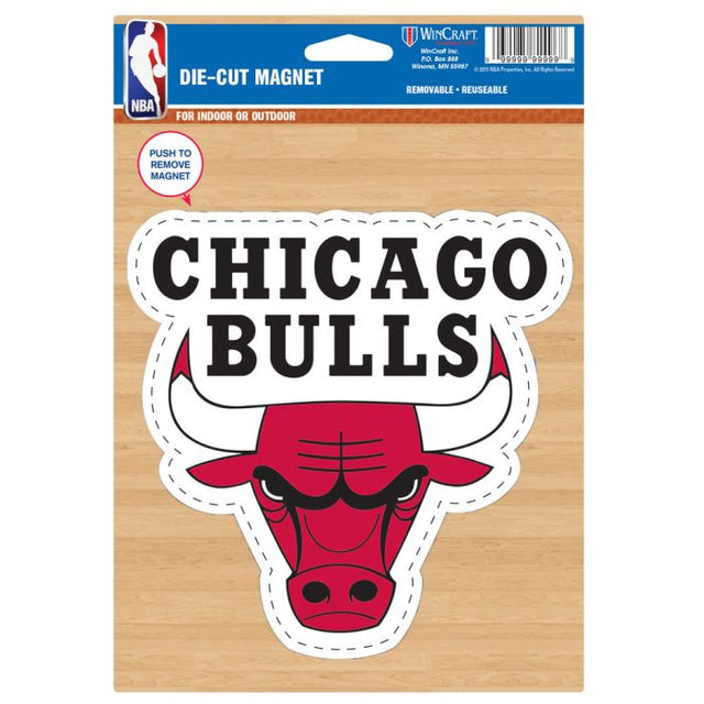 Imán troquelado con el logotipo de los Chicago Bulls, 6,25" x 9"