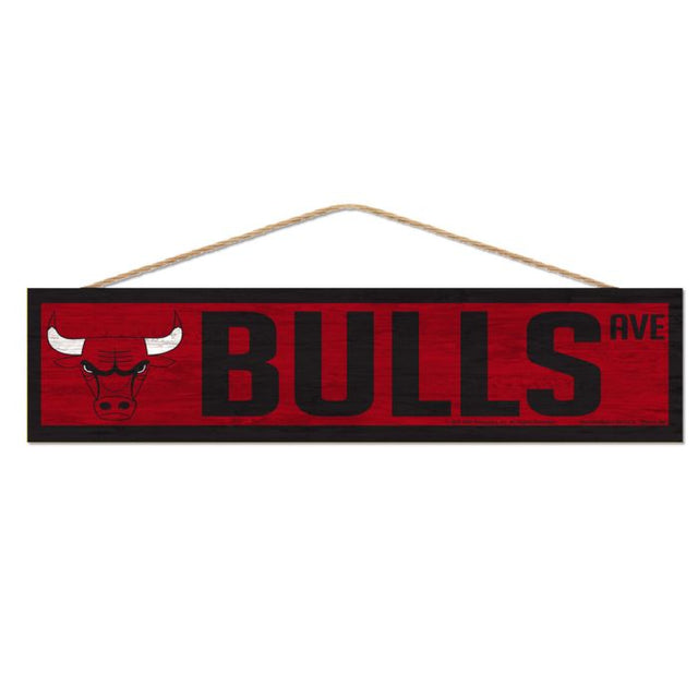 Letrero de madera de los Chicago Bulls con cuerda de 4" x 17"