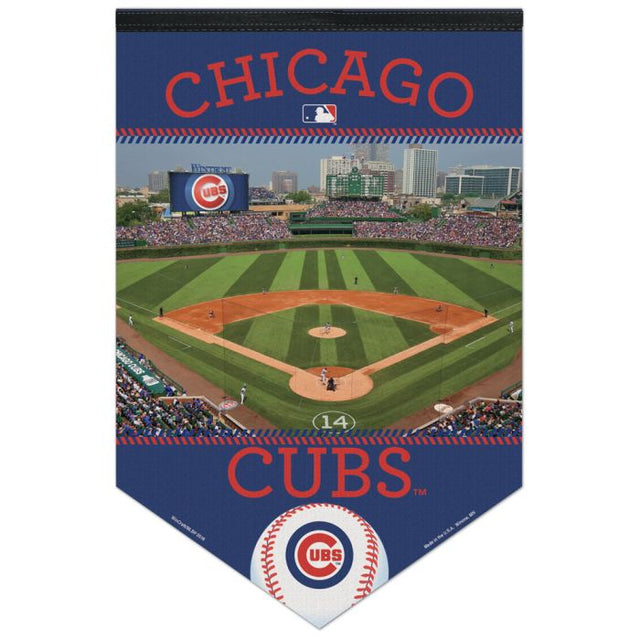 Banner de fieltro premium de los Chicago Cubs/Estadio de 17" x 26"