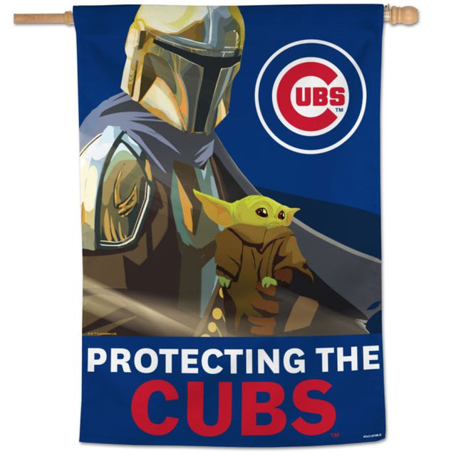 Bandera vertical de los Chicago Cubs/Star Wars Mandalorian de 28" x 40"