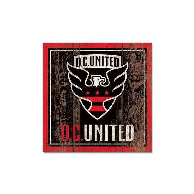 Imán de madera de DC United de 3" x 3"