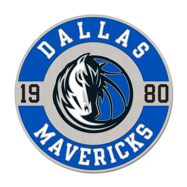 Dallas Mavericks round est Collector Enamel Pin Jewelry Card