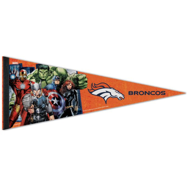 Banderín premium de Marvel de 12" x 30" de los Denver Broncos/Marvel (C) 2022