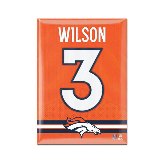 Imán de metal de los Denver Broncos de 2,5" x 3,5" de Russell Wilson