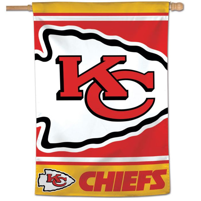 Bandera vertical con logotipo mega de los Kansas City Chiefs, 28" x 40"