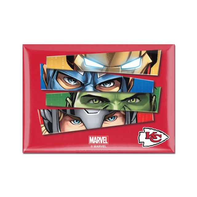 Imán de metal de Marvel de 2,5" x 3,5" de los Kansas City Chiefs/Marvel (C) 2021