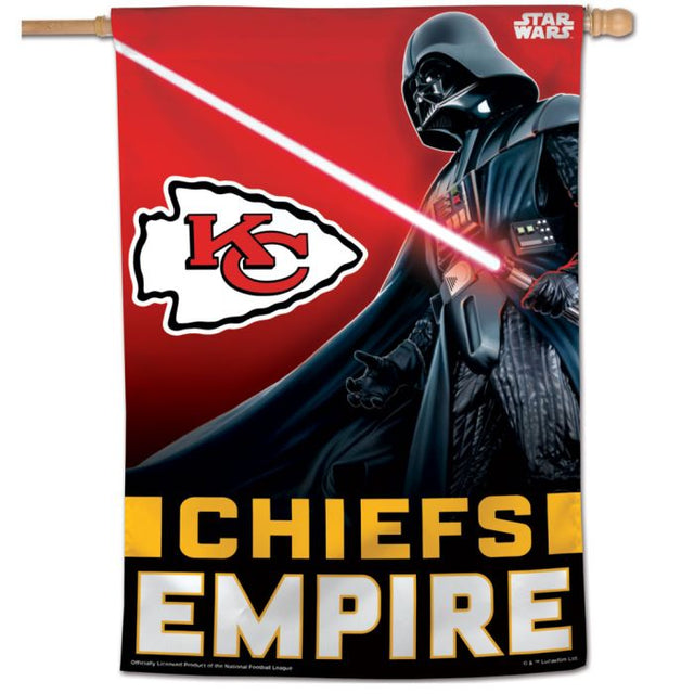 Bandera vertical de los Kansas City Chiefs y Star Wars con Darth Vader, 28" x 40"