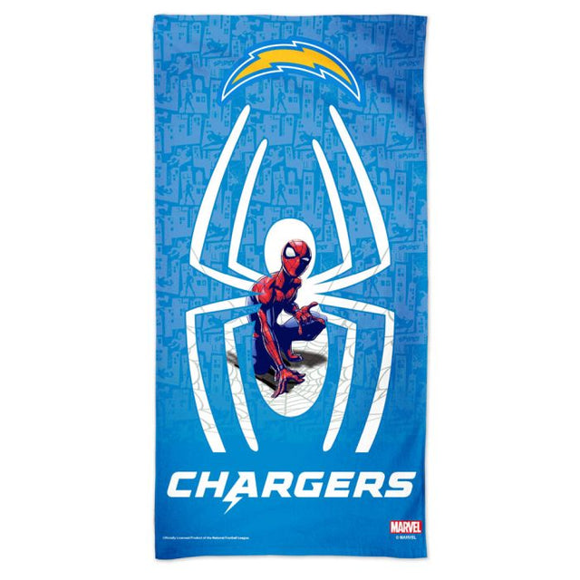 Toalla de playa Marvel Spectra de Los Angeles Chargers/Marvel (C) 2021 de 30" x 60"