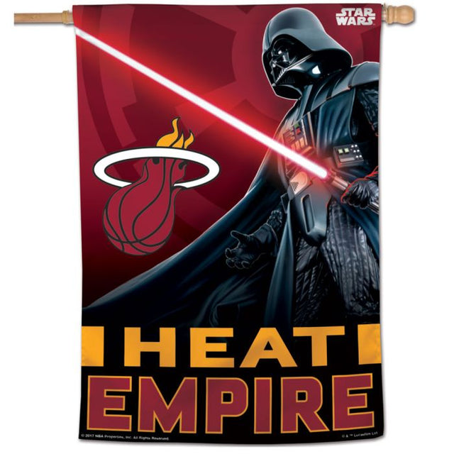 Bandera vertical de Star Wars de Miami Heat/Star Wars de 28" x 40"