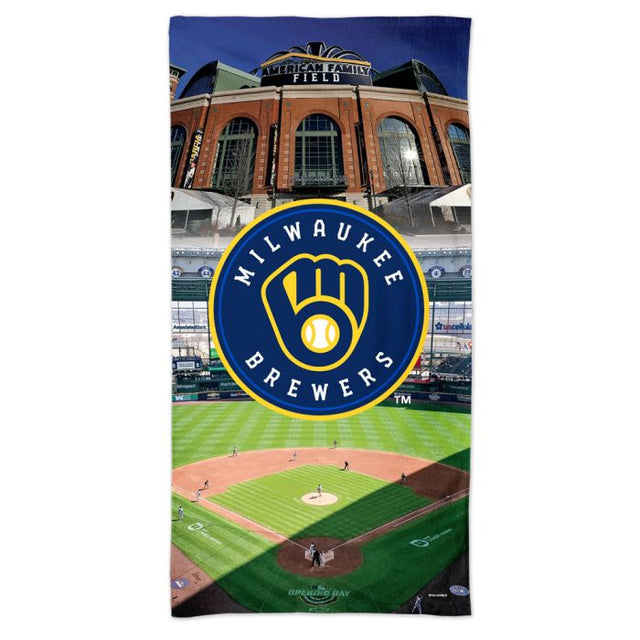 Toalla de playa Spectra del estadio de los Milwaukee Brewers de 30" x 60"