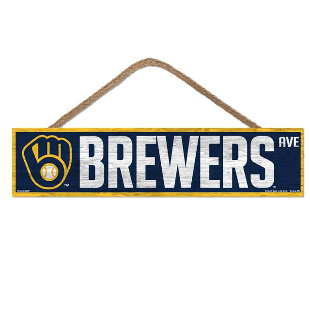 Letrero de madera de los Milwaukee Brewers con cuerda de 4" x 17"